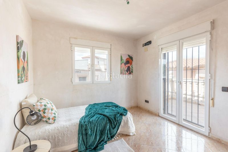 Foto fb7c839d-1a5f-4bbe-98f0-6f358d6bcd11. Casa amb aparcament a Íllora