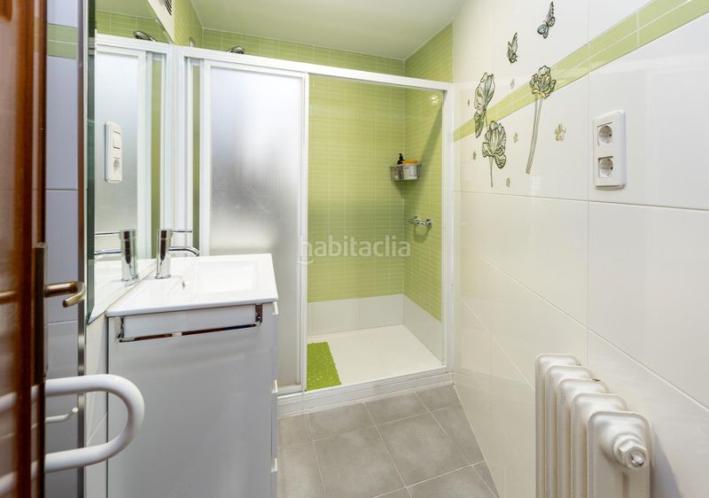 Foto a84d62d2-17b1-407e-b7ab-534faadfcdef. Pis amb calefacció aparcament a Fígares Granada