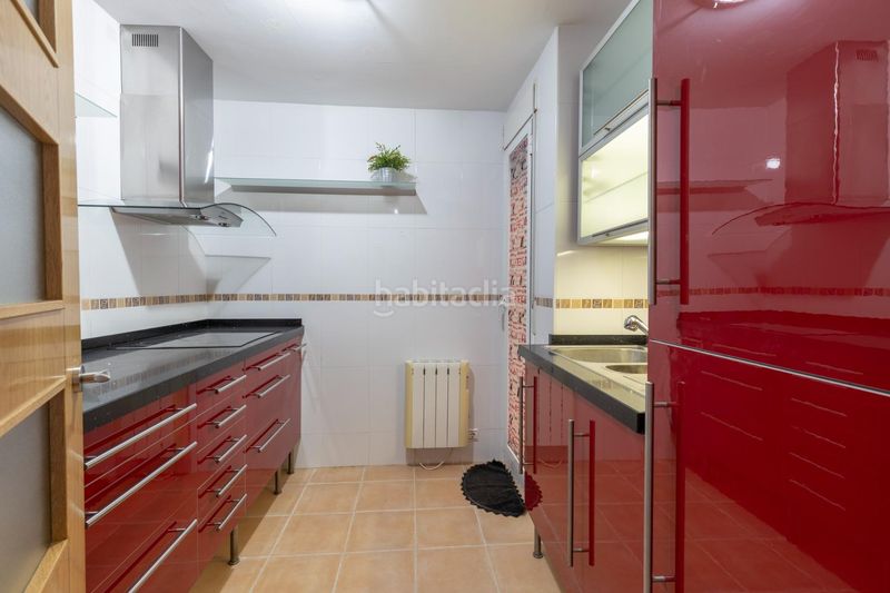 Foto d74fc577-6f11-41f7-93a9-02c506b9e879. Pis amb calefacció aparcament a Barrio de la Vega Monachil