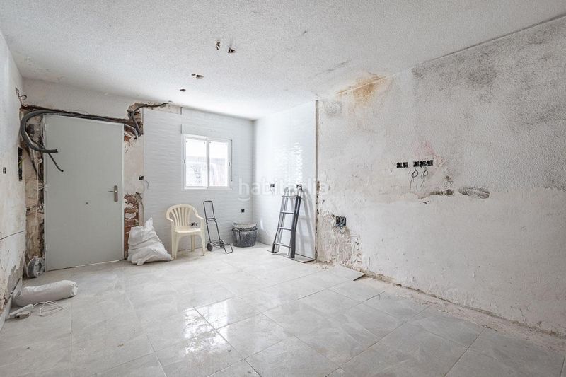 Foto a40b809f-a72b-464b-a050-aaf9c591a4a9. Casa a Güevéjar