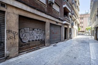 Local Comercial  Calle duende. Local con sótano en pleno centro