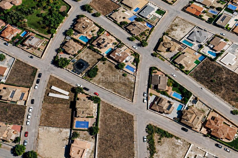 Foto e77a5c16-f3d8-4443-8190-69c309d3b0b0. Terreny residencial a Atarfe
