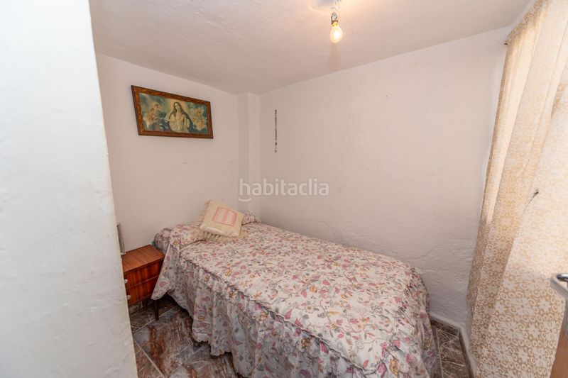 Foto 4d956611-f469-4c2f-b890-bcbee2d585ae. Casa adossada a Peza (La)