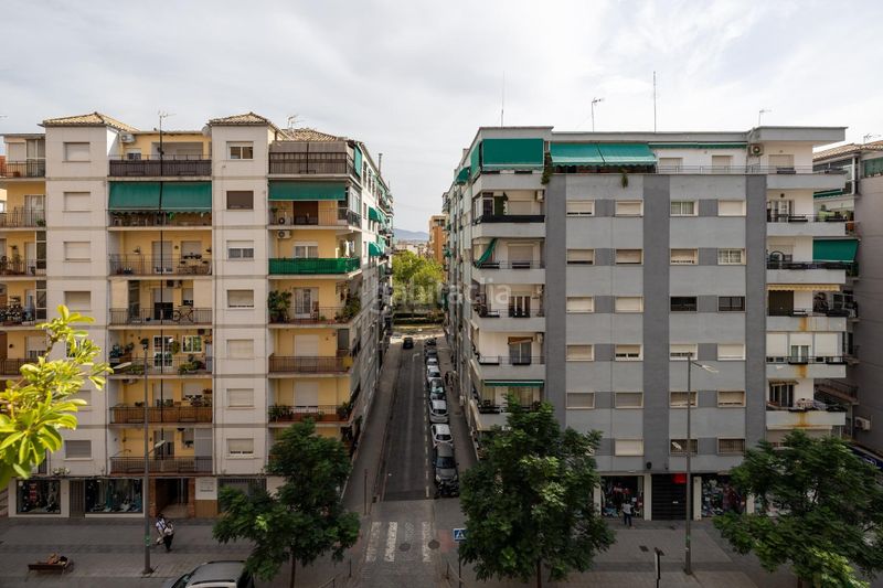 Foto 38abb297-4ddb-4d27-885b-f6f241386852. Pis amb calefacció a Barrio de Zaidín Granada