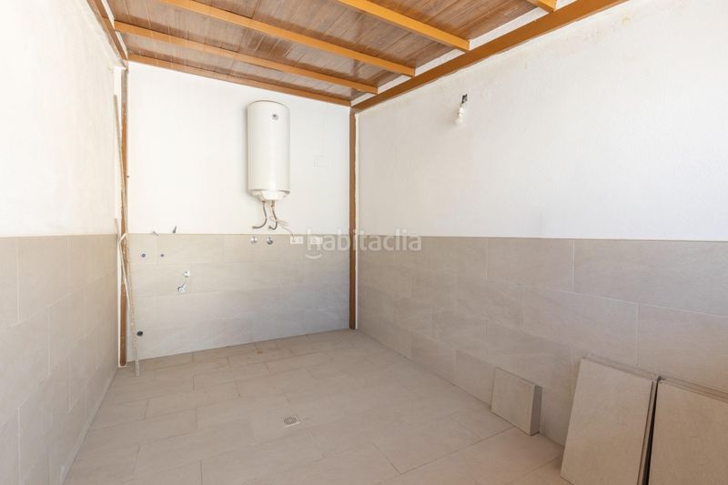 Foto 865414f2-6748-42d0-954c-9a3ac372985b. Casa adossada amb calefacció a Santa Fe