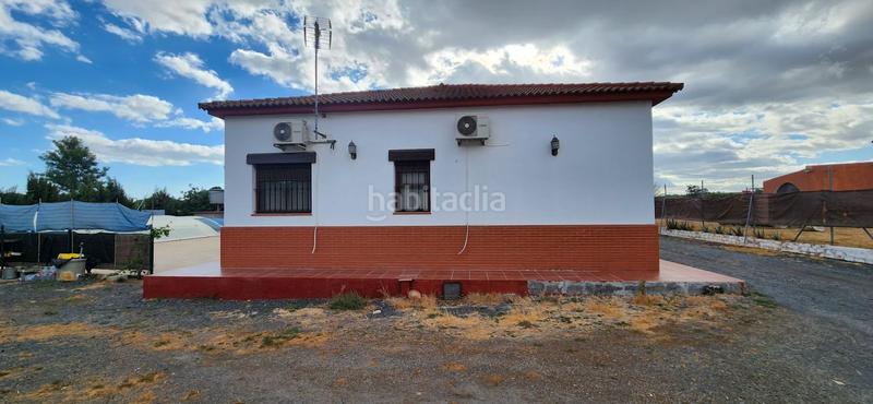 Foto 69826f72-b9a4-48cf-9d20-53562c8fdd49. Country house with pool in Gibraleón