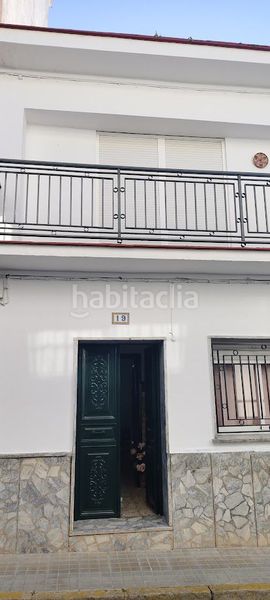 Foto 346e8d0b-8753-47c1-b938-7ccd9c426fa4. Casa amb aparcament a Gibraleón