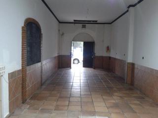 Local Comercial en Calle Jacob