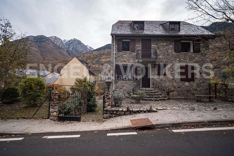 Foto 4579fff6-88c0-44ff-9cdc-e7d6fcd635a3. Haus mit parking in Bossòst