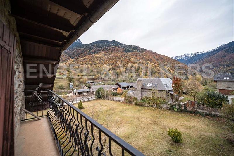 Foto 843bb912-3cd7-47fc-afba-78e332a97891. Haus mit parking in Bossòst