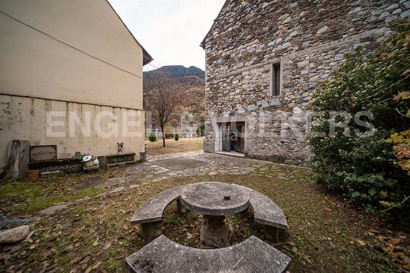 Foto f1562816-c9c9-4cc9-8f28-6f3670afe9da. Haus mit parking in Bossòst