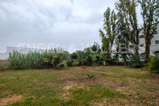 Terreny residencial a Instituts-Universitat