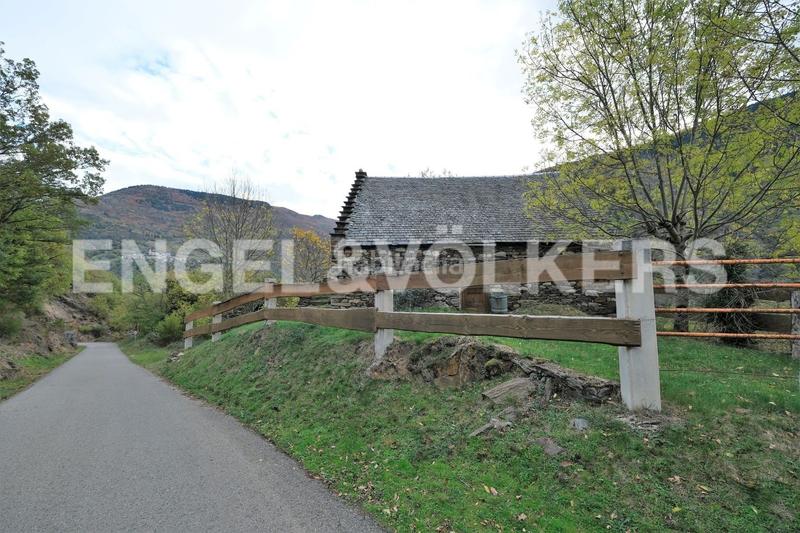 Foto 85d45f33-a369-4618-8b41-c57e55935ca1. Haus in Bausen