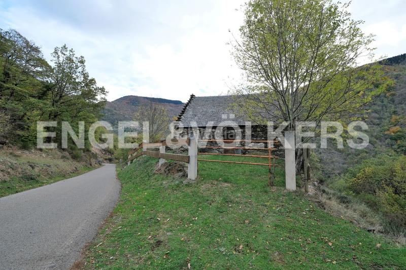 Foto ca2de27d-4f12-45a6-a8a2-e8d8b27bf927. Haus in Bausen