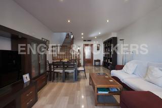 Semi detached house in Calle mayor 17