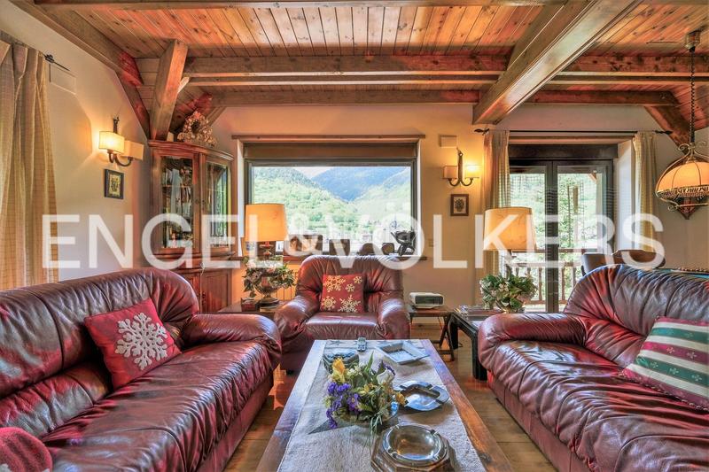 Foto 72e85048-1eaa-429c-aefa-e40594966ed5. Haus mit heizung parking in Vielha Vielha e Mijaran