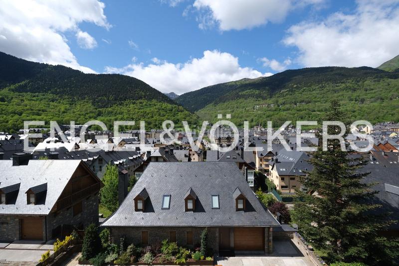 Foto ab9a1144-d319-4750-b99e-51543a8f660f. Haus mit heizung parking in Vielha Vielha e Mijaran