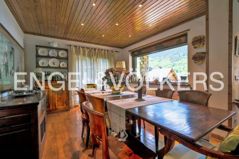 Foto dcab8dfe-cae1-4be8-9ced-080221a28932. Haus mit heizung parking in Vielha Vielha e Mijaran