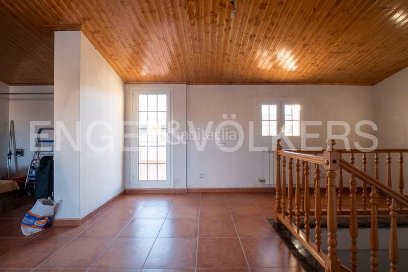 Foto ec98912d-e51b-4abe-a7aa-29357be0b262. Casa adossada amb aparcament a La Bordeta Lleida