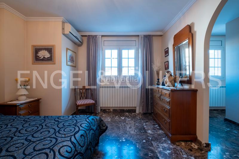 Foto eed9ac24-3856-4c91-b948-97fe85aeed8f. Maison jumelée avec parking dans La Bordeta Lleida