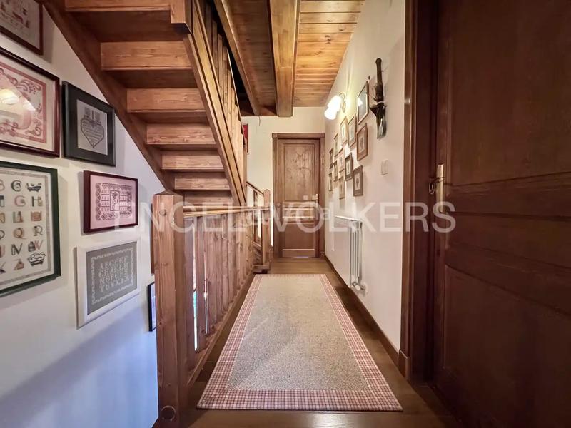 Foto b463bb40-8e02-43af-8f33-6a81474eed5f. Reihenhaus mit kamin heizung in Aubert Vielha e Mijaran