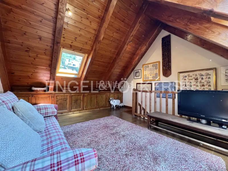 Foto cf6bd333-0d3c-4c7e-b373-78b7c072626a. Reihenhaus mit kamin heizung in Aubert Vielha e Mijaran