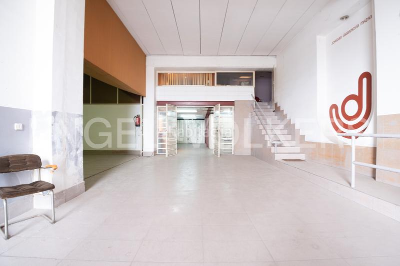 Foto 27f7d4f8-4915-4bd3-a049-6551d366160f. Business premise in La Bordeta Lleida