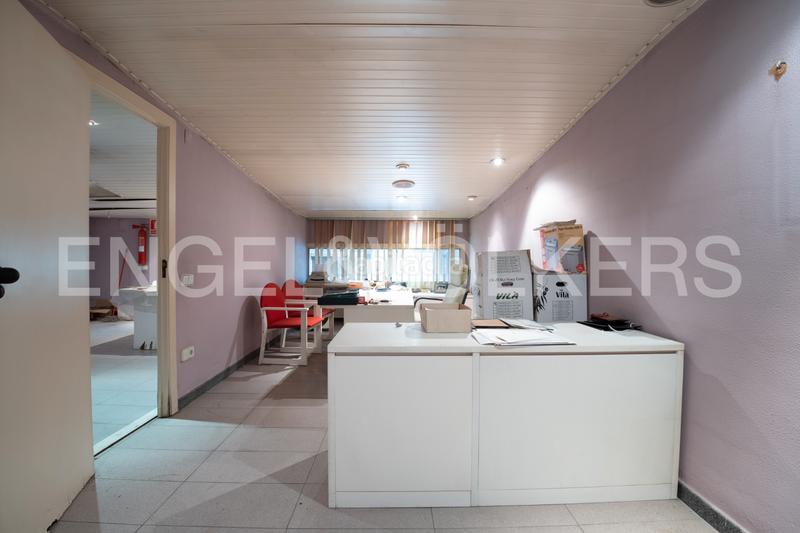 Foto 5327e873-3c60-40ca-90cc-41441ce8462c. Business premise in La Bordeta Lleida