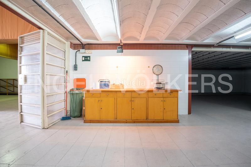 Foto f17f9fc3-dade-4539-892d-3eedcb070615. Business premise in La Bordeta Lleida