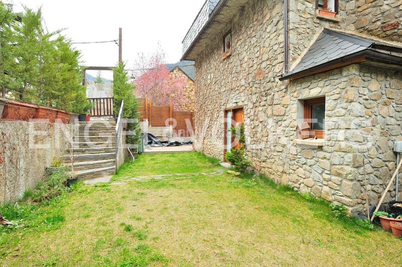 Foto 37b302bc-48d5-46b7-bd98-024e67a72a00. Casa en Salardú Naut Aran