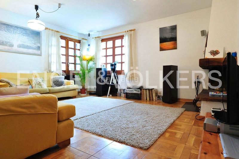 Foto 1aa41286-44c5-4025-aac1-192ba6ceef99. Casa amb xemeneia calefacció aparcament a Salardú Naut Aran
