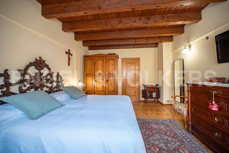 Foto 46e997d3-5249-4ca8-93c6-670dffabef72. Casa adossada amb xemeneia calefacció aparcament a Vielha e Mijaran
