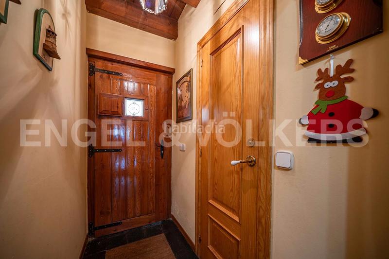 Foto 9e3d5954-7024-449c-818a-4b1e8096e696. Casa adossada amb xemeneia calefacció aparcament a Vielha e Mijaran