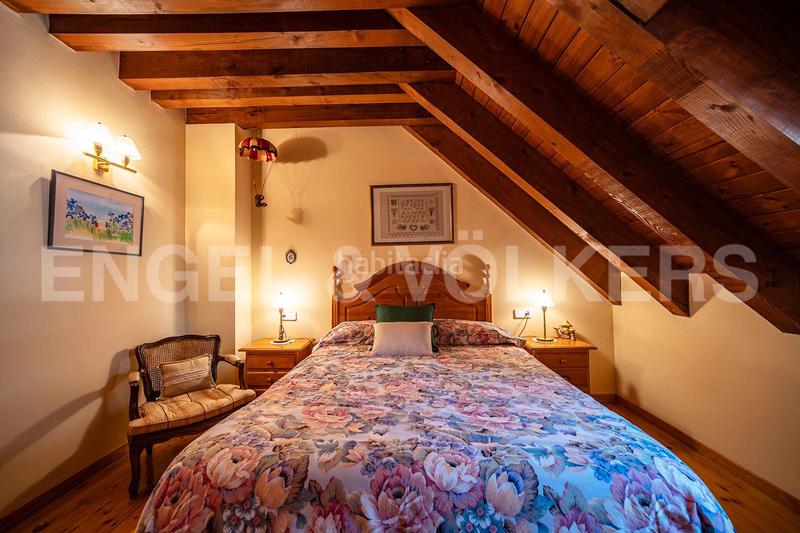 Foto abbd07eb-ebb3-4e6b-b3e1-391545ee34e1. Casa adossada amb xemeneia calefacció aparcament a Vielha e Mijaran