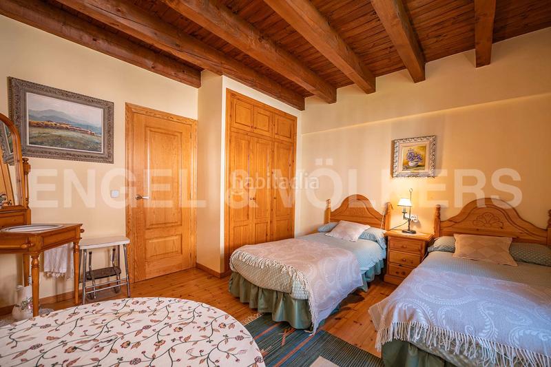 Foto d9214ae9-bd52-47a8-bc1b-61f67c57a313. Casa adossada amb xemeneia calefacció aparcament a Vielha e Mijaran