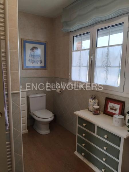 Foto 1e5f5edc-aebc-479a-b2a6-ae4edbe129b6. Haus mit kamin heizung parking pool in Alpicat