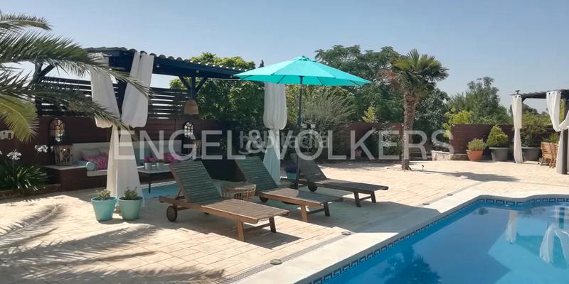 Foto 753db066-a00a-43f2-8156-154cad2e8a8c. Haus mit kamin heizung parking pool in Alpicat