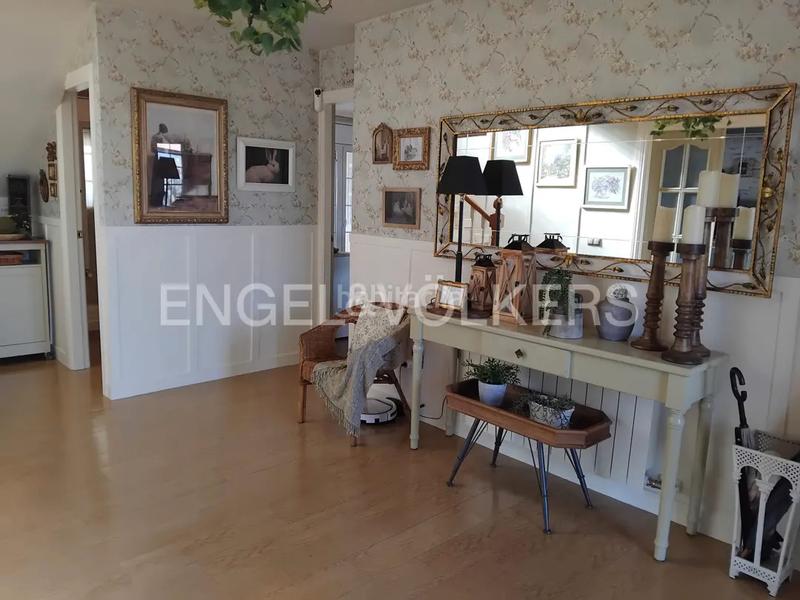 Foto aeb39060-0fae-4c55-b97a-0a6f4fe85a96. Haus mit kamin heizung parking pool in Alpicat