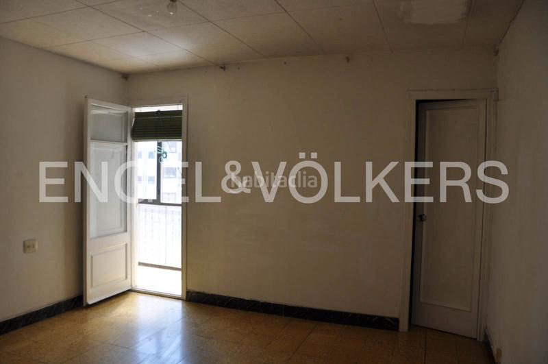 Foto a34868cd-0464-4284-9e1e-a05105fadc22. Pis a Instituts-Universitat Lleida