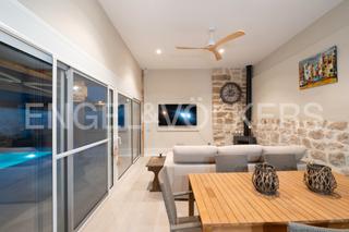 Casa  Carrer de dalt. Encanto rural y diseño actual en puigverd de lleida