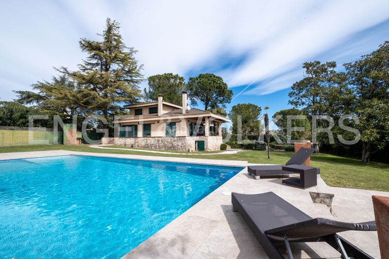 Foto 10e67c88-1181-4d0a-8638-d120998cbbb2. Casa amb calefacció piscina a Alpicat