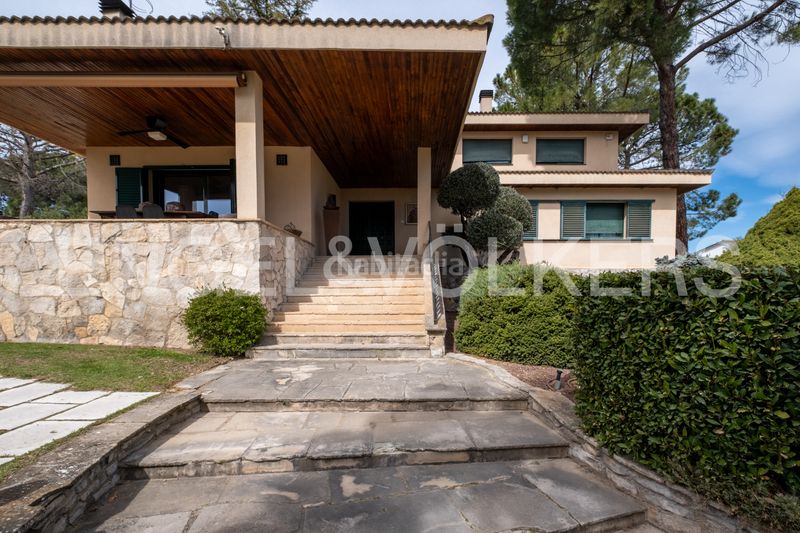 Foto 168b054e-cf5c-412e-8819-97f532180510. Casa amb calefacció piscina a Alpicat