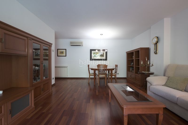 Foto c4000854-3a37-4dd4-8a97-e1ab302f6a6e. Rent flat in rambla de ferran 10 in Rambla Ferran Lleida