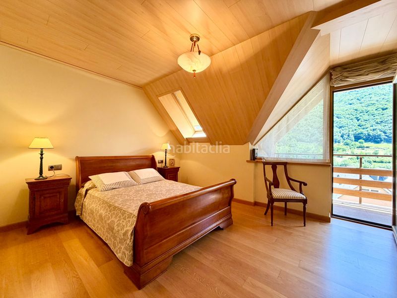 Foto dfbe7be1-e970-4d21-b1ba-1a60af1841f8. Casa amb calefacció aparcament a Bossòst