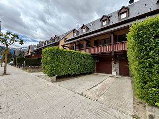 Casa adossada  Carretera de frança 51. Chalet adosado en carretera de frança, 51, vielha