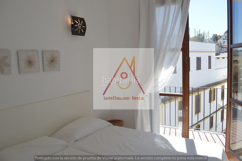 Foto 0cad8dc0-5151-4f39-9ac3-1c7433970445. Location appartement dans S´Eixample-Can Misses Ibiza