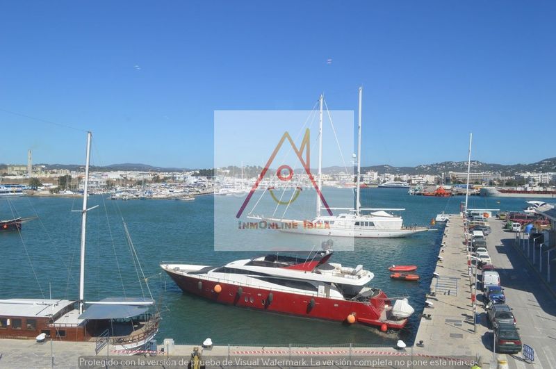 Foto 0dc395be-6f13-4006-a7fe-d06d983fec90. Location appartement dans S´Eixample-Can Misses Ibiza