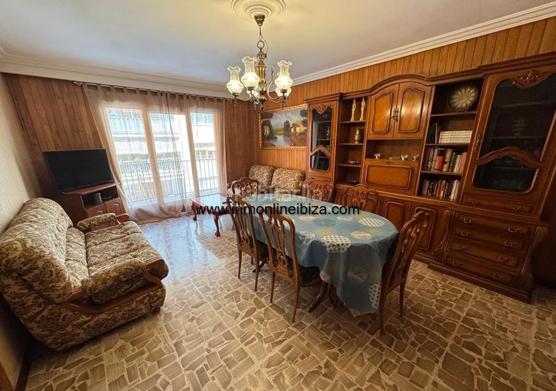 Foto 2c324e68-4419-46e2-bd29-493eff01a03b. Alquiler piso estupendo apartamento en el centro de la ciudad en Ibiza