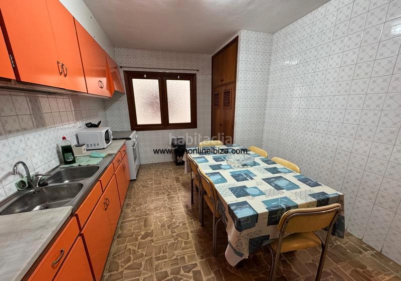 Foto ef9d73f9-2662-4108-b7cd-ca0c6ba1fccb. Location appartement dans S´Eixample-Can Misses Ibiza