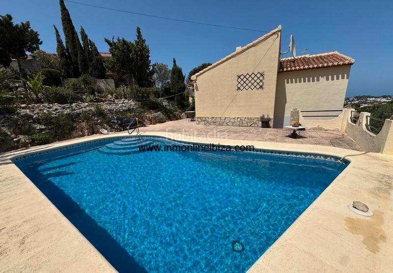 Foto 14c693ae-e4ff-464d-ad3d-4fadf8842b4a. Chalet estupendo chalé con piscina privada en denia en Dénia